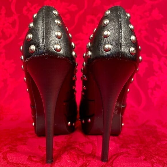 BLACK LEATHER w GOLD STUDDED SPIKE PLATFORMS 8M - Picture 5 of 7